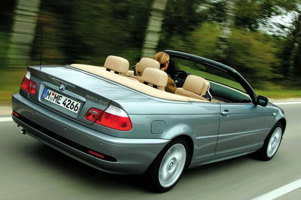 BMW Serie 3 Cabrio 330Cd cat  All Seasons (3)