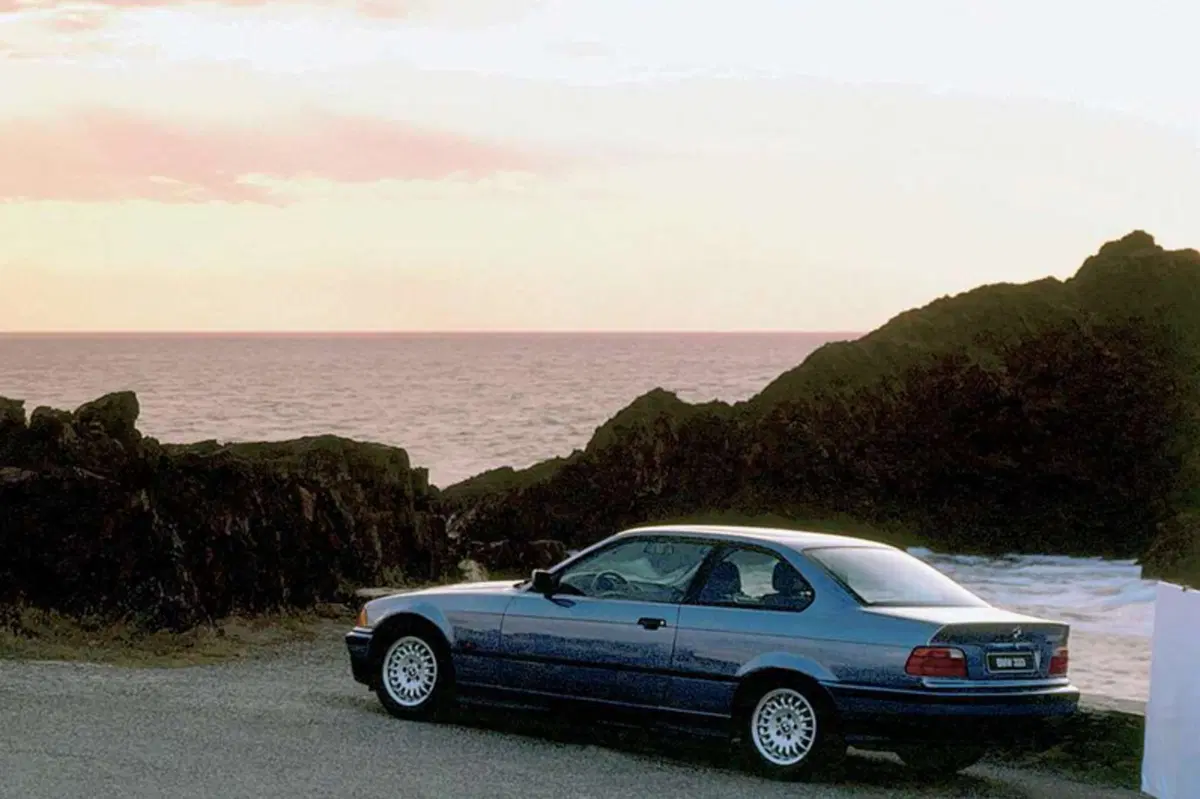 BMW Serie 3 Coupé 318is 1.9 16V cat (3)