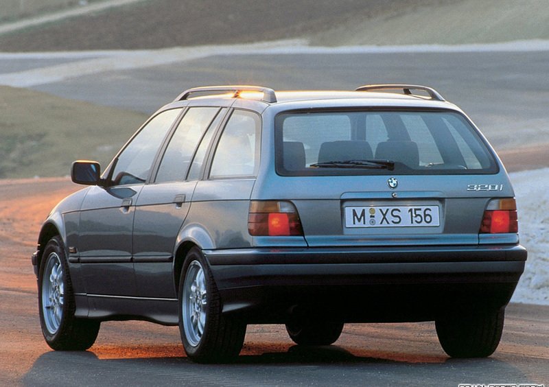 BMW Serie 3 Touring (1995-99) (2)