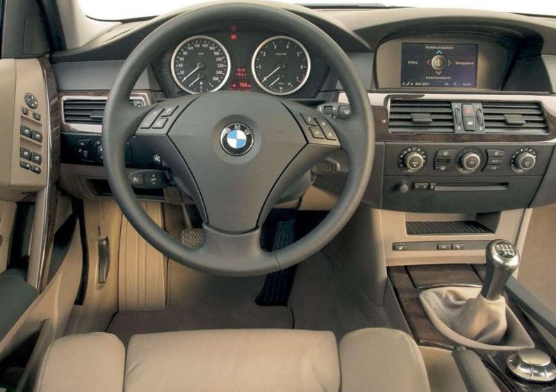 BMW Serie 5 (2003-10) (4)