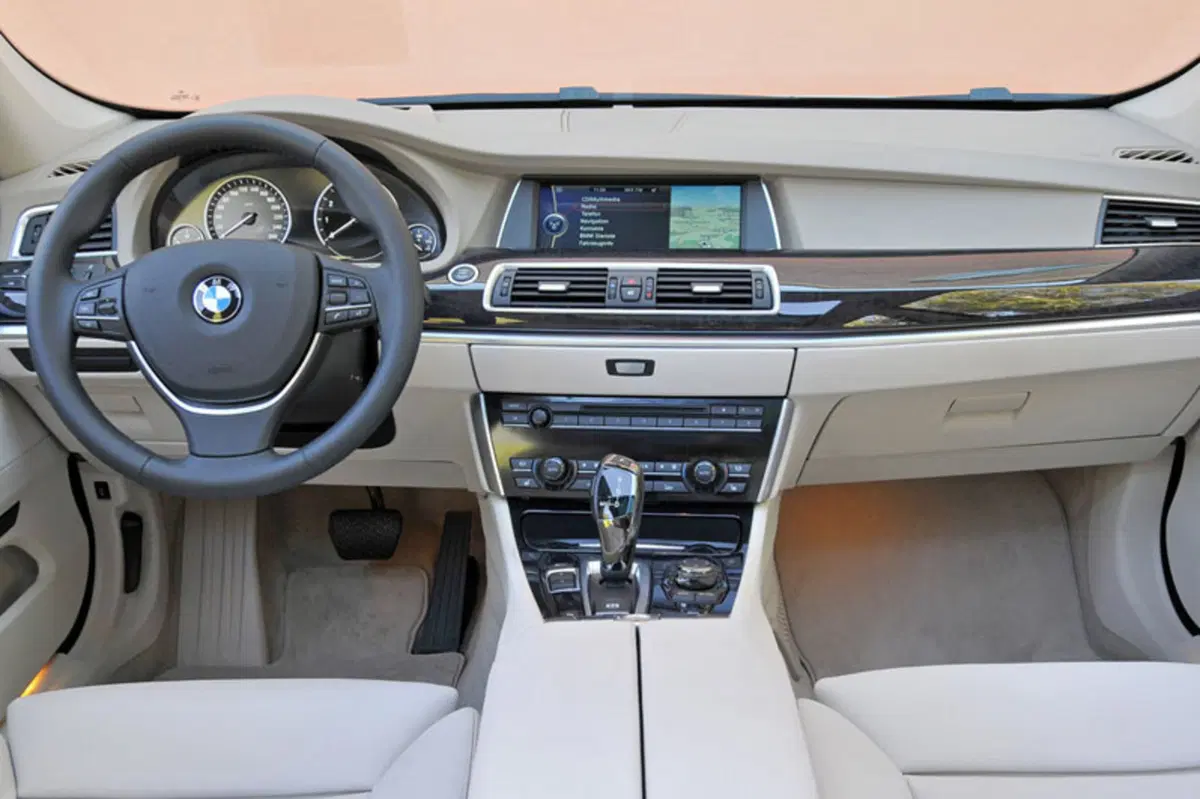 BMW Serie 5 GT (2009-17) (4)