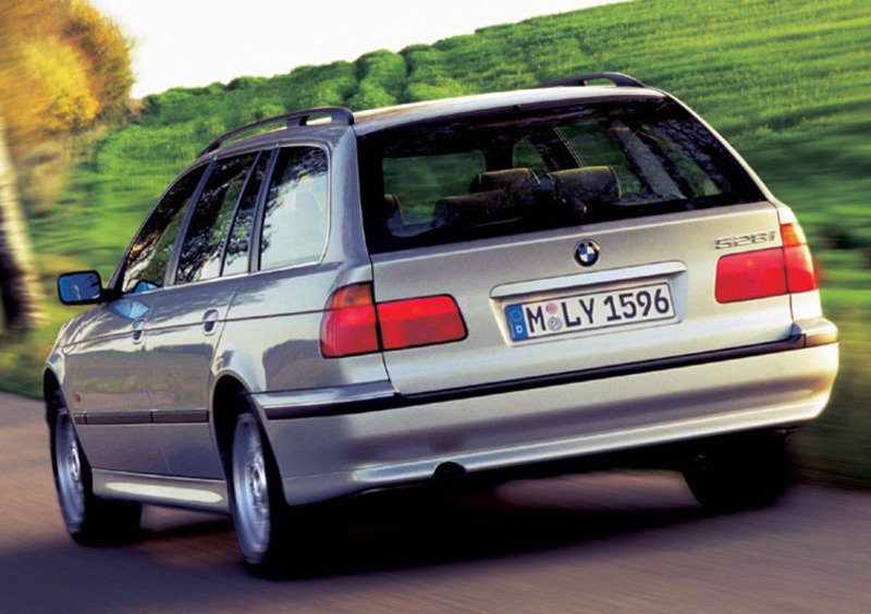 BMW Serie 5 Touring (1997-04) (2)