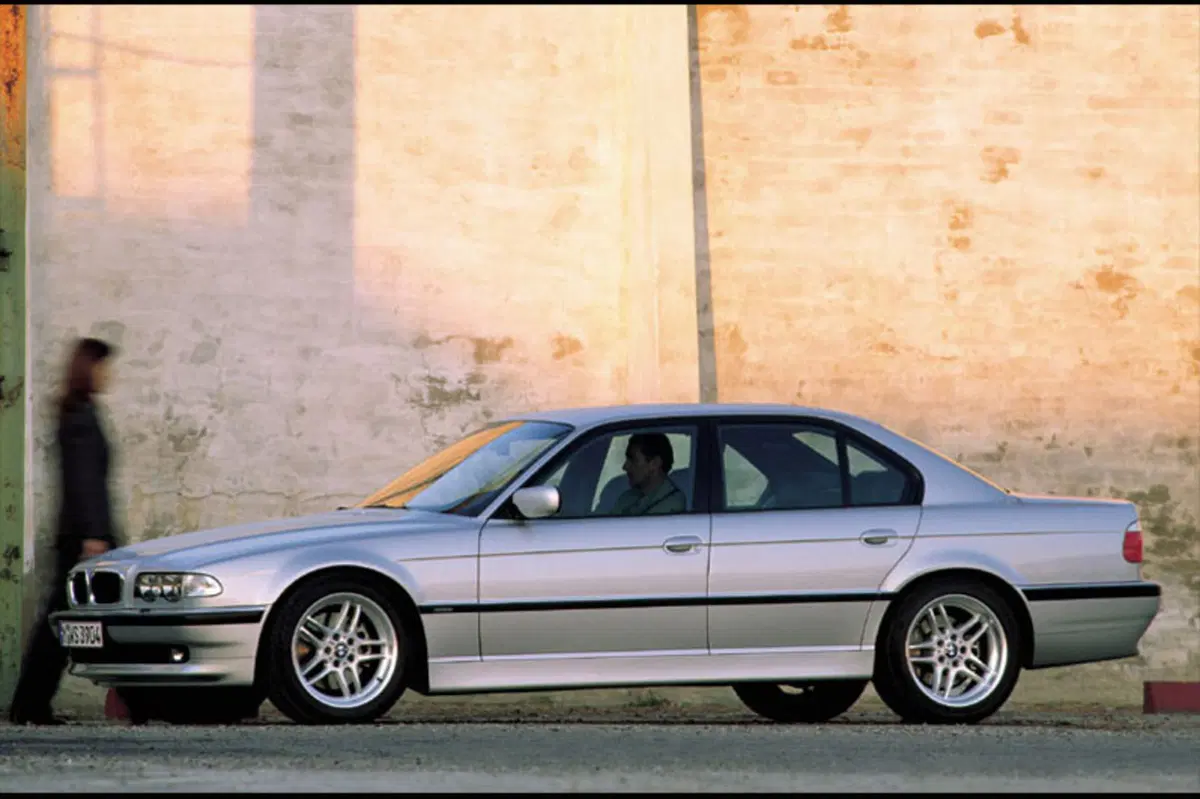 BMW Serie 7 (1994-01) (3)