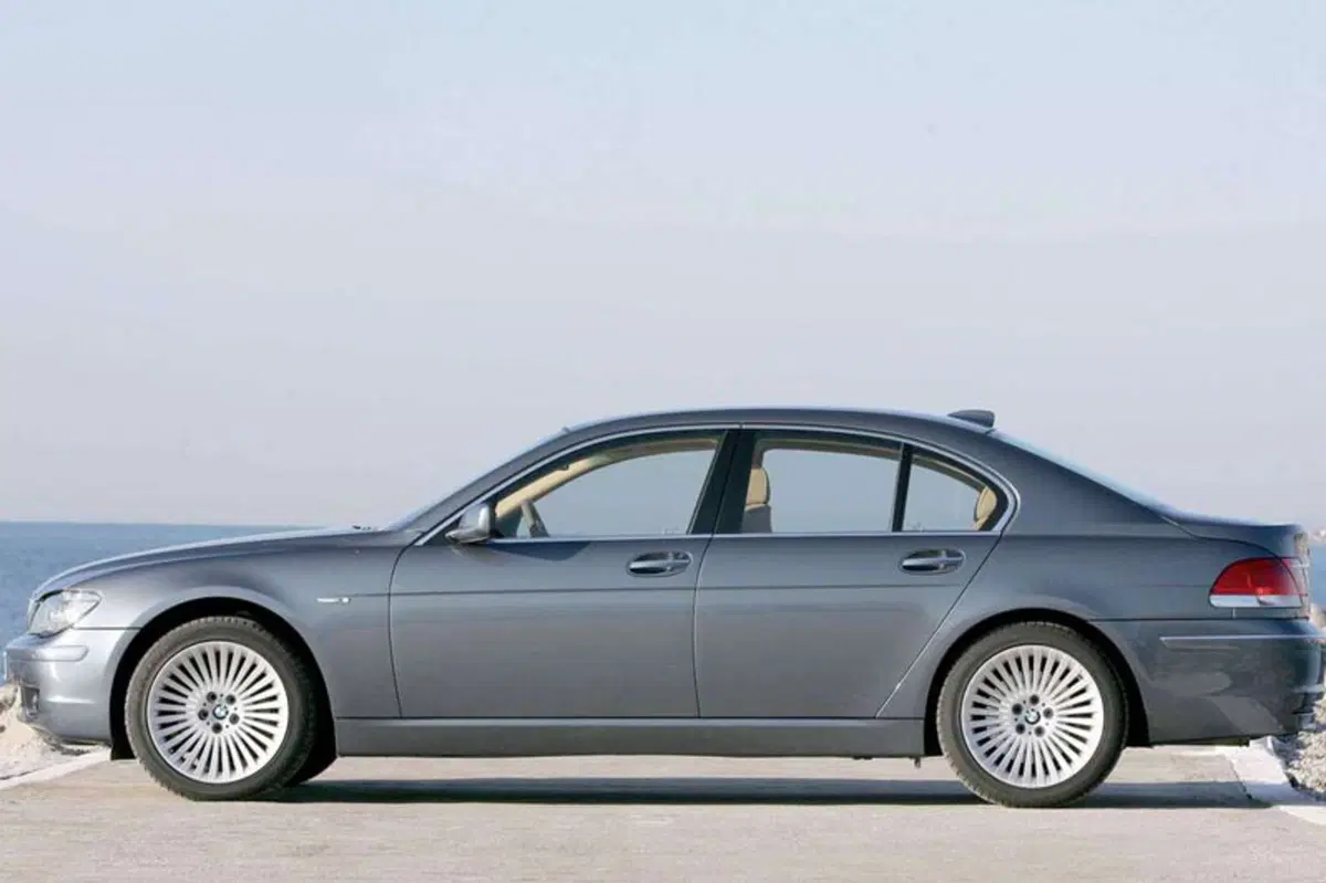 BMW Serie 7 (2001-08) (2)