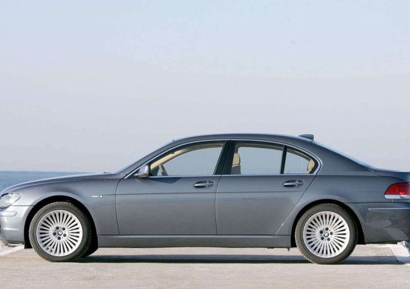 BMW Serie 7 (2001-08) (2)