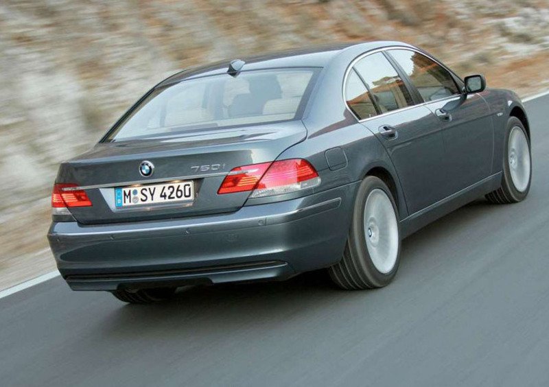 BMW Serie 7 (2001-08) (3)