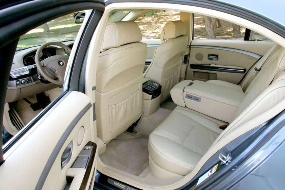 BMW Serie 7 (2001-08) (5)
