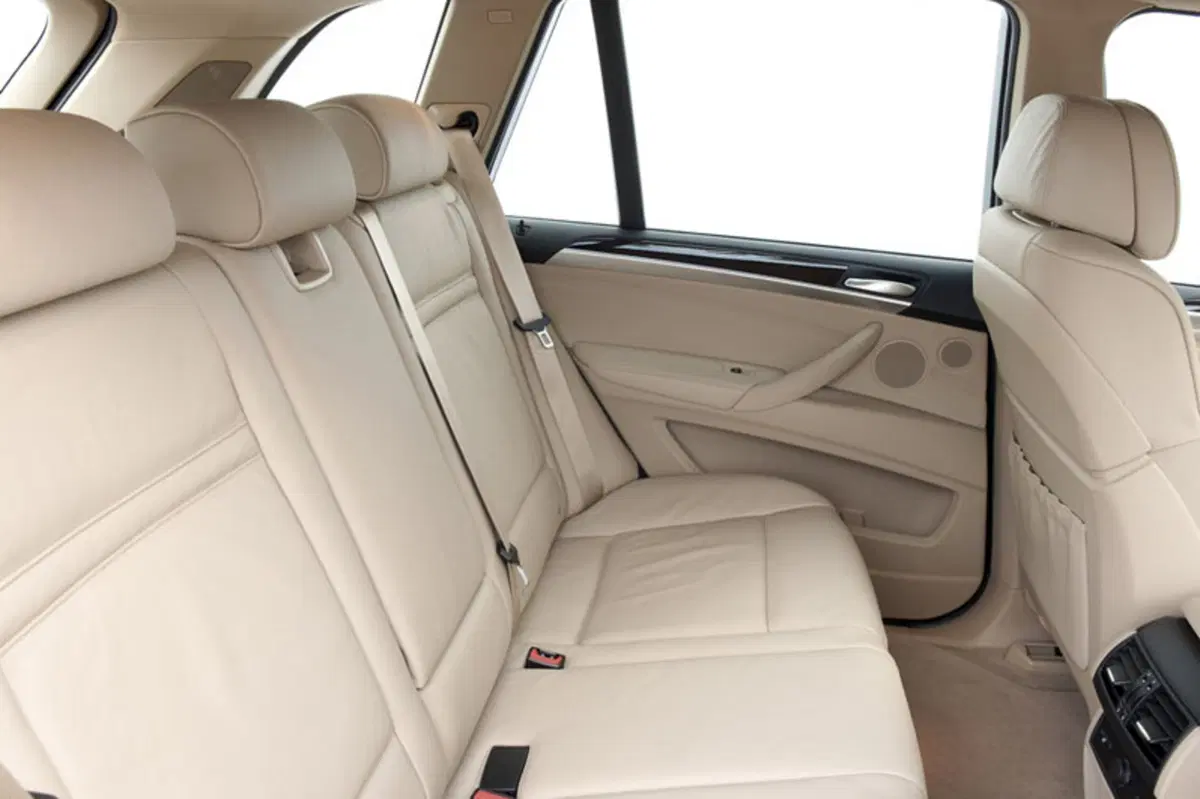BMW X5 (2006-13) (6)