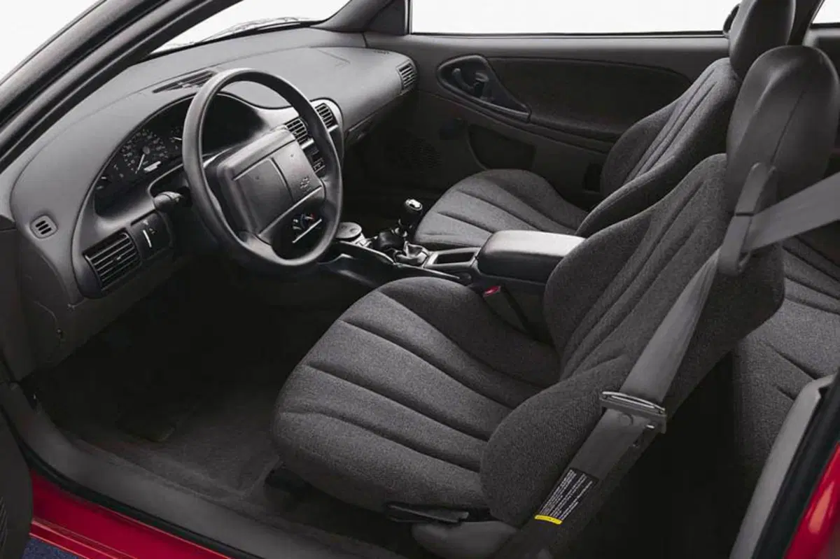Chevrolet Camaro Coupé (1998-02) (4)