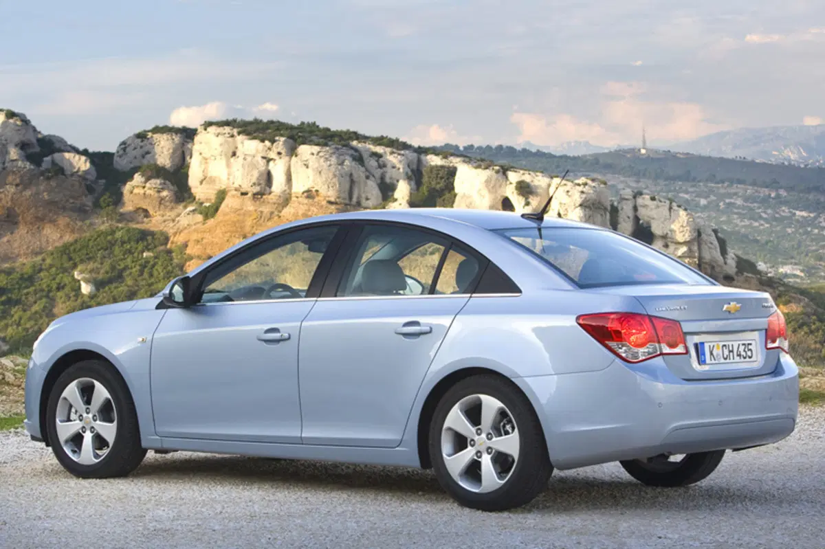 Chevrolet Cruze 1.8 5 porte LT GPL (3)