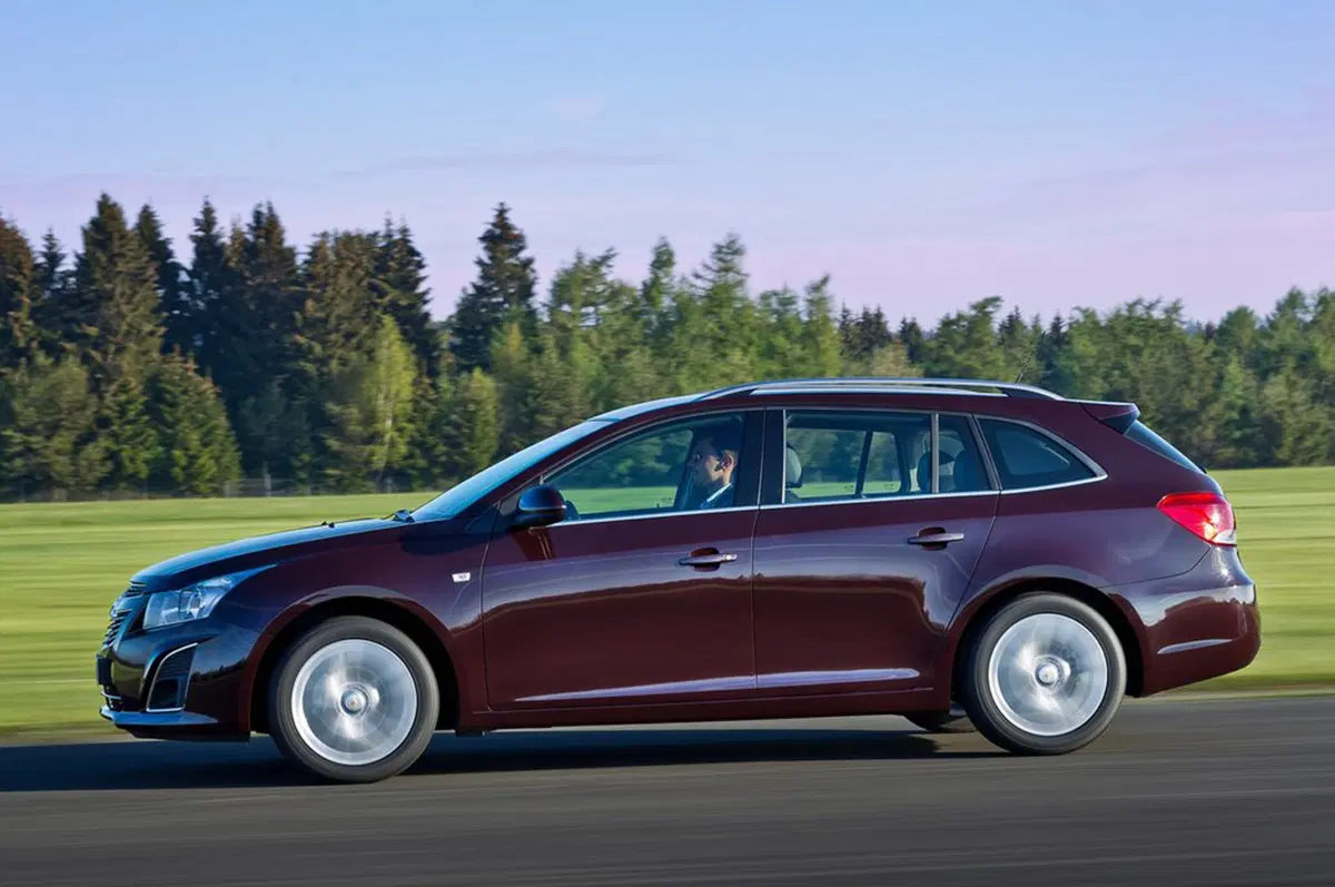 Chevrolet Cruze Station Wagon 1.7 Diesel Station Wagon LTZ MyLink (4)
