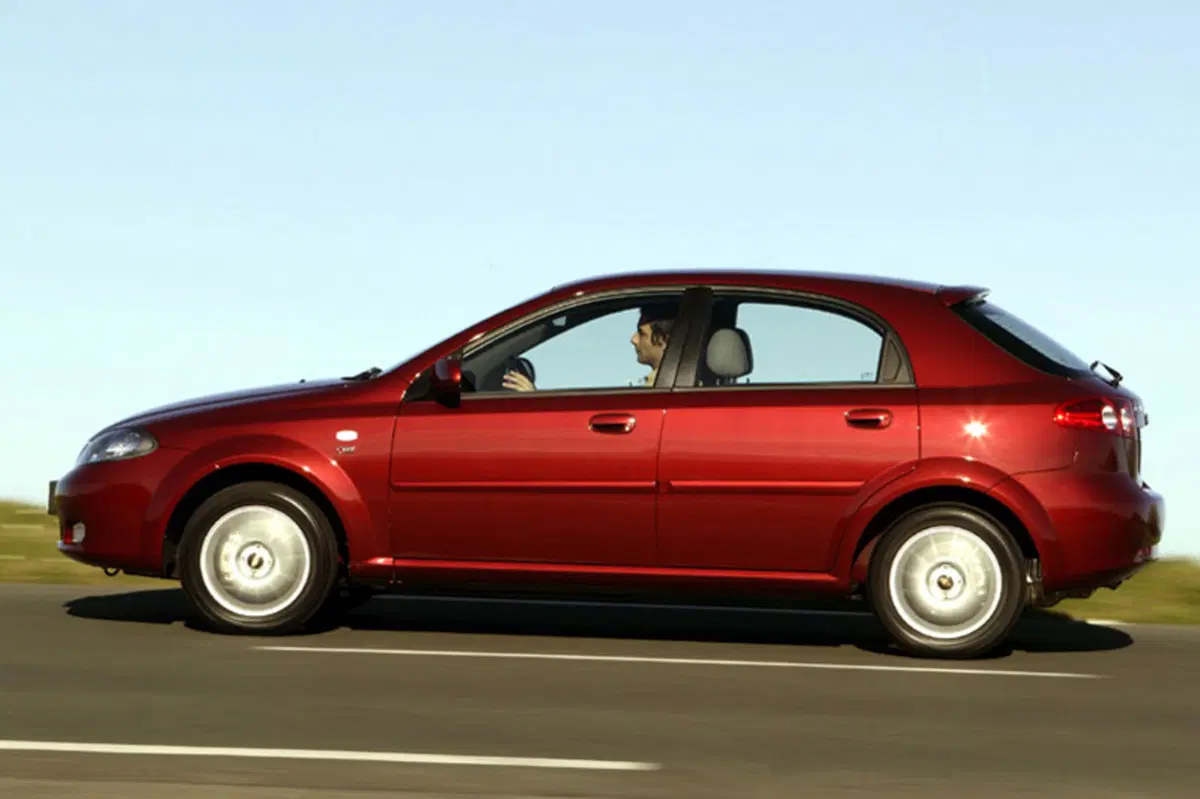 Chevrolet Lacetti (2005-10) (3)