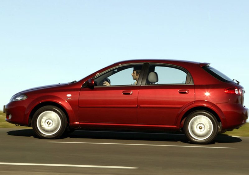 Chevrolet Lacetti (2005-10) (3)
