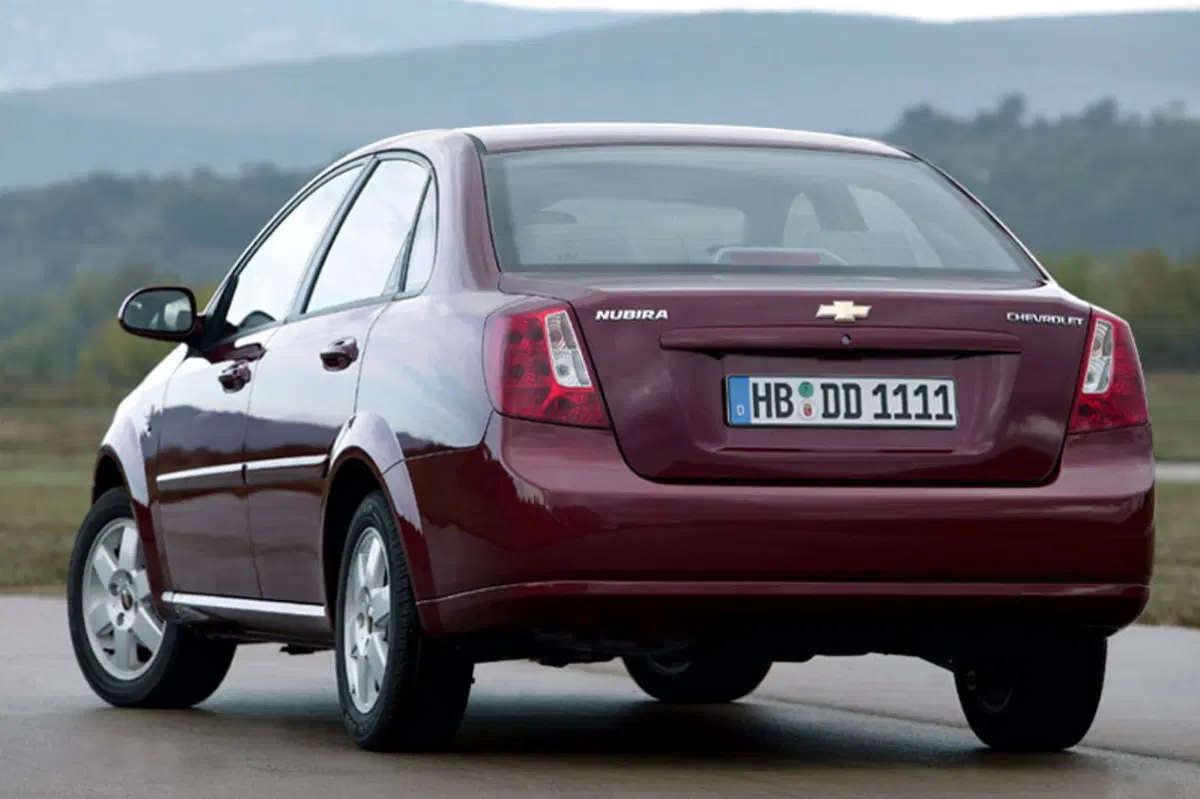 Chevrolet Nubira (2005-05) (3)