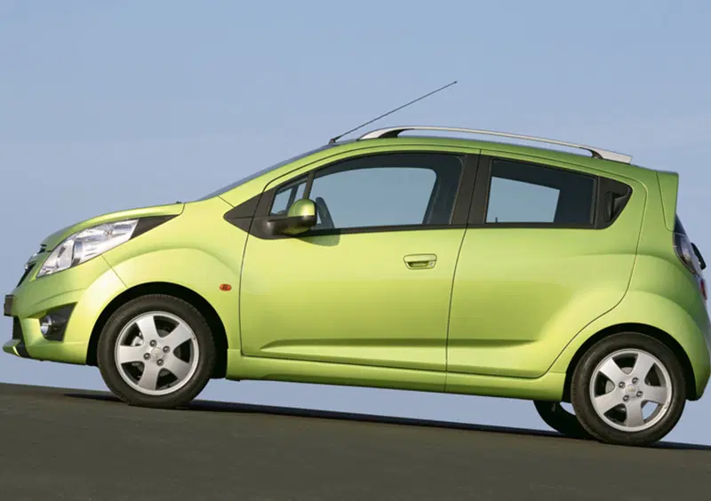 Chevrolet Spark (2010-15) (2)