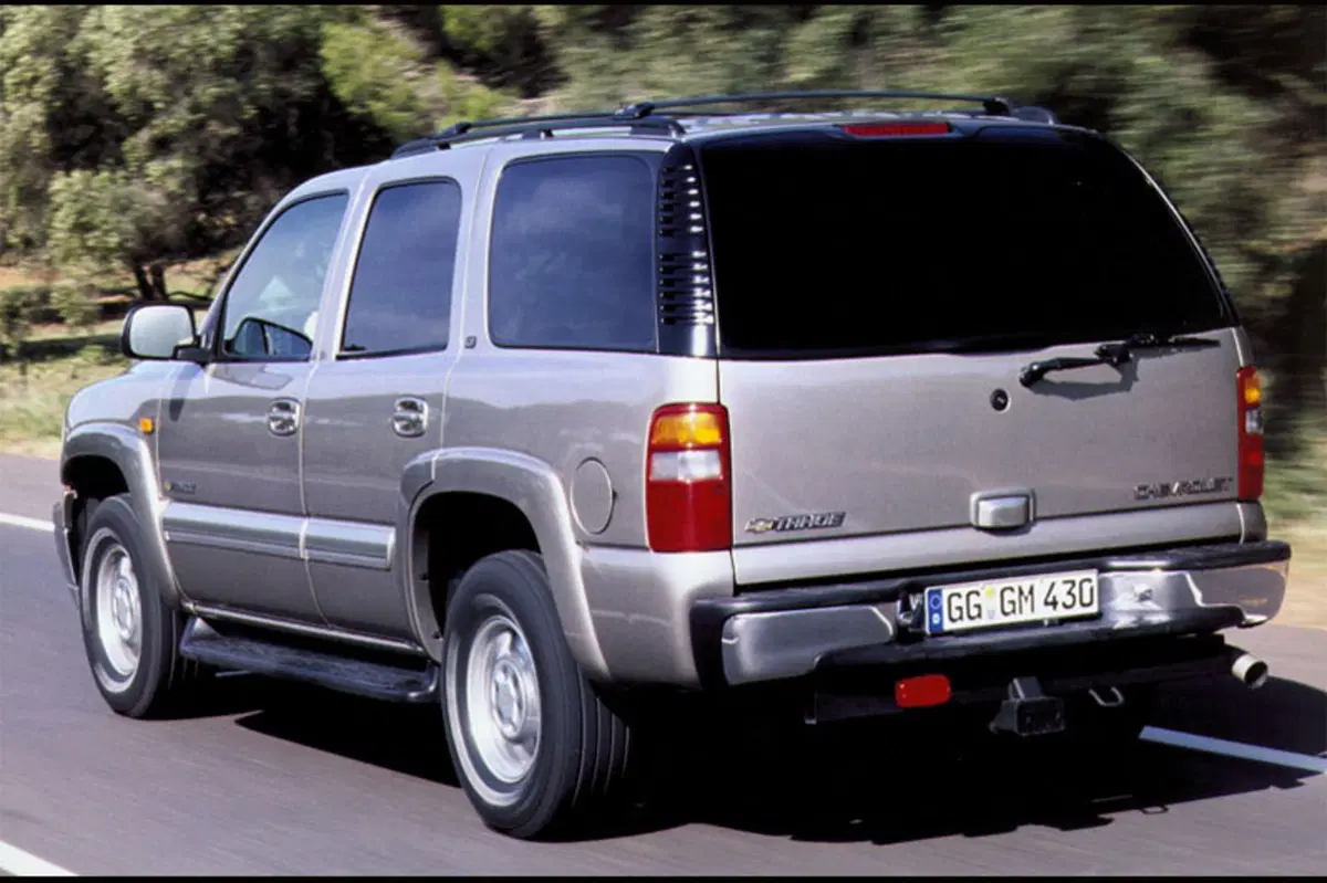 Chevrolet Tahoe (2000-06) (3)