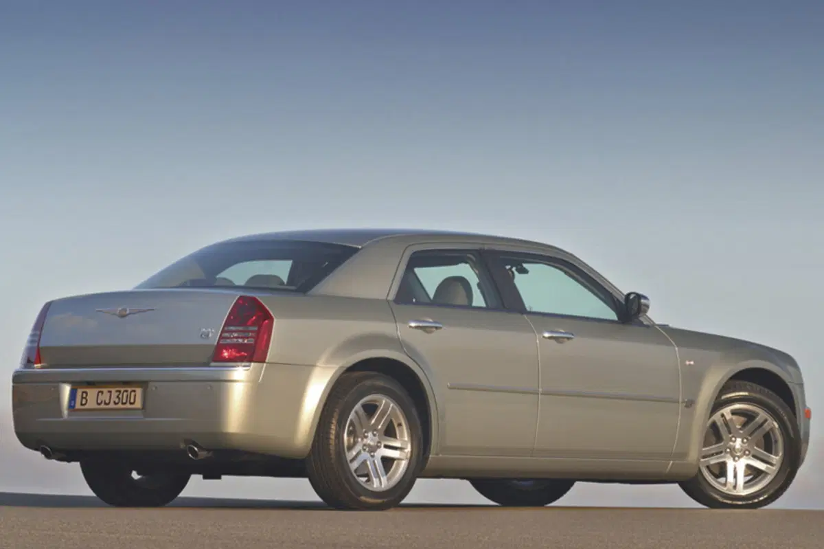 Chrysler 300 C (2005-10) (3)