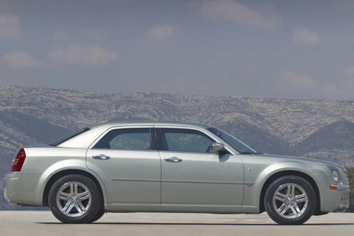 Chrysler 300 C (2005-10) (2)