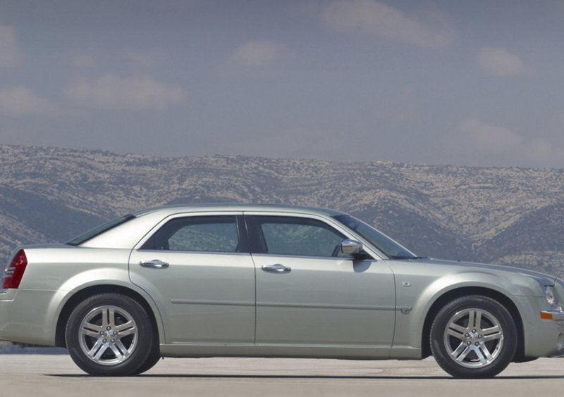 Chrysler 300 C (2005-10) (2)