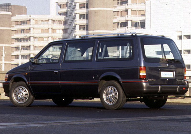Chrysler Grand Voyager (1993-96) (2)