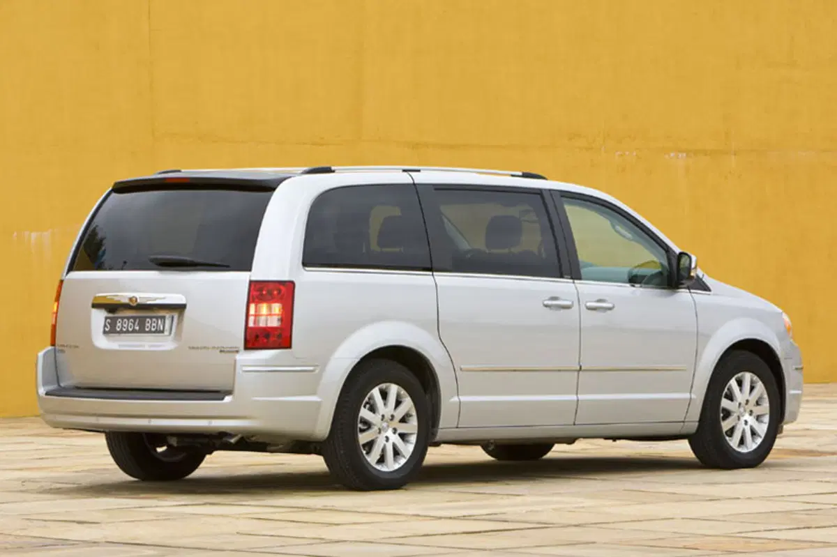 Chrysler Grand Voyager (2008-11) (2)