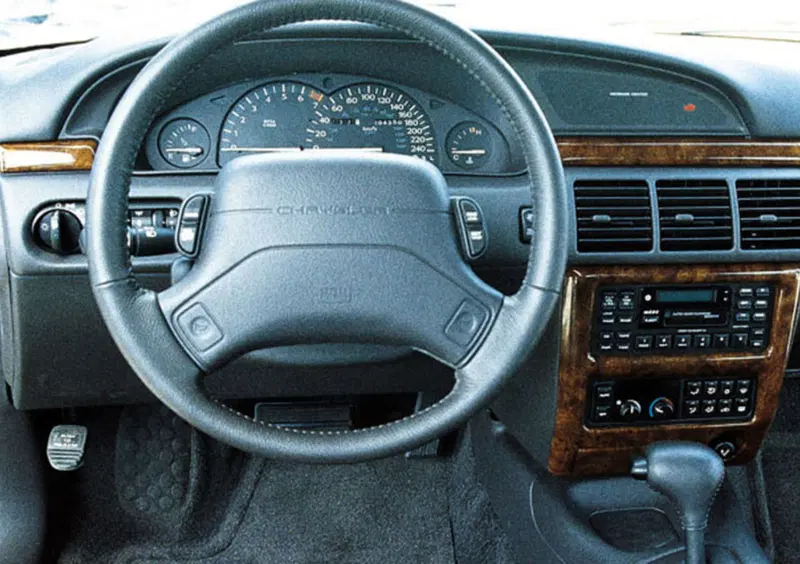 Chrysler New Yorker (1996-97) (4)