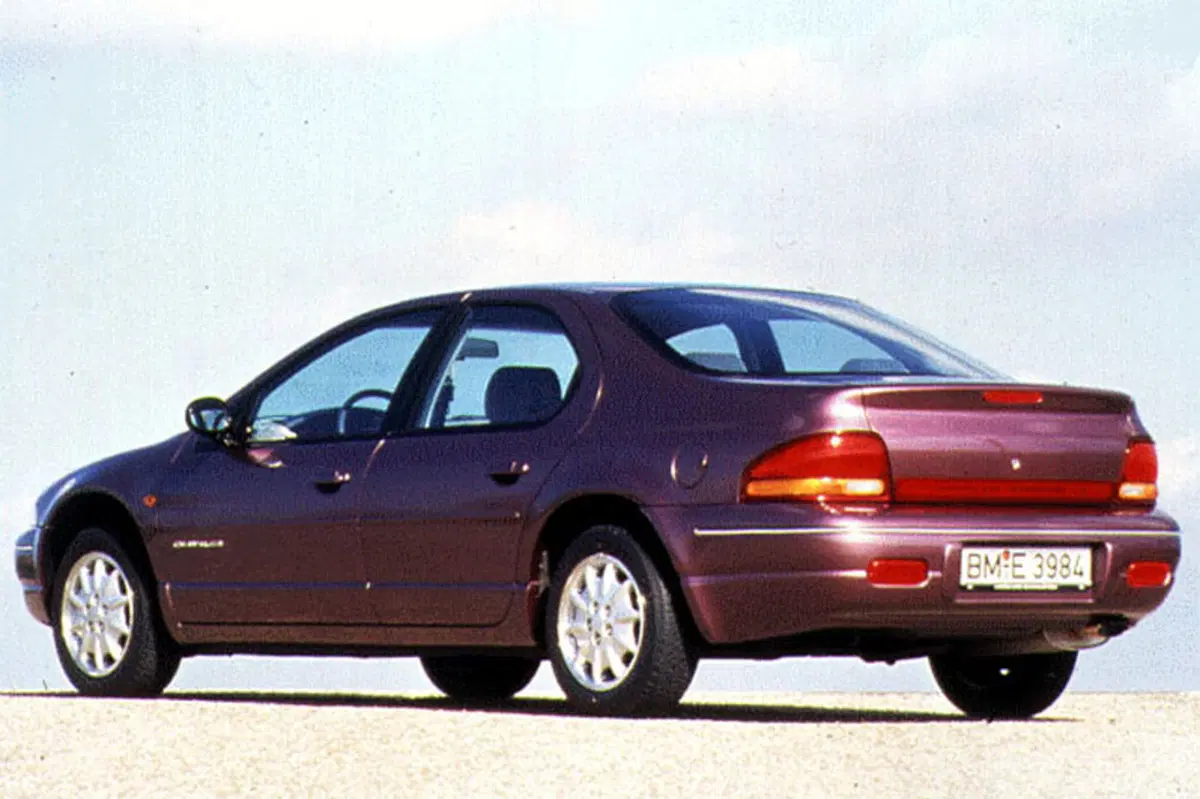 Chrysler Stratus (1995-01) (2)