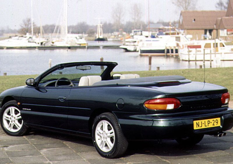 Chrysler Stratus Cabrio (1996-01) (3)