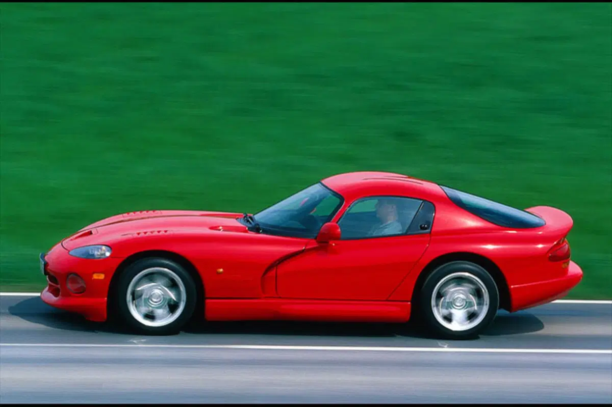Chrysler Viper Coupé (1997-01) (2)
