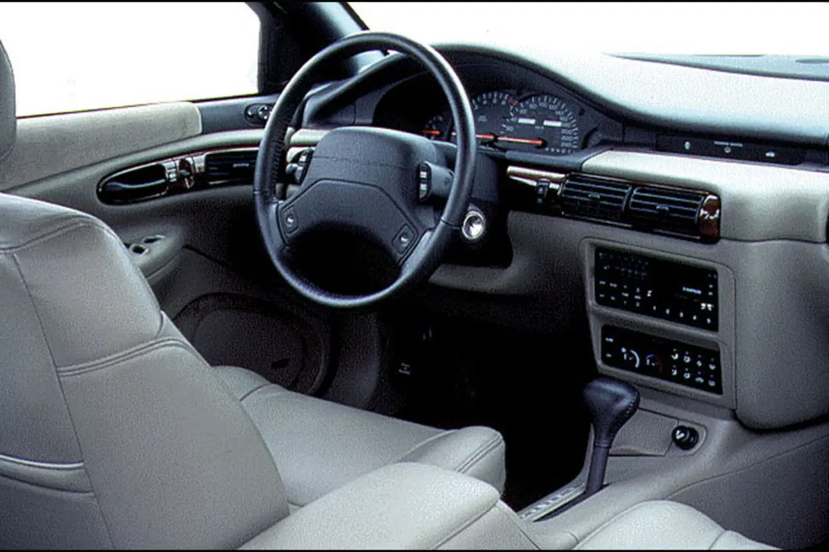 Chrysler Vision (1993-99) (3)