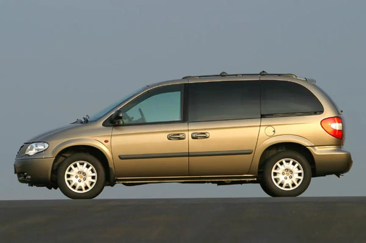 Chrysler Voyager (2001-09) (2)