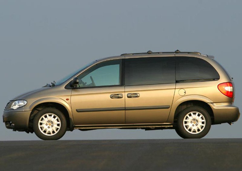 Chrysler Voyager (2001-09) (2)