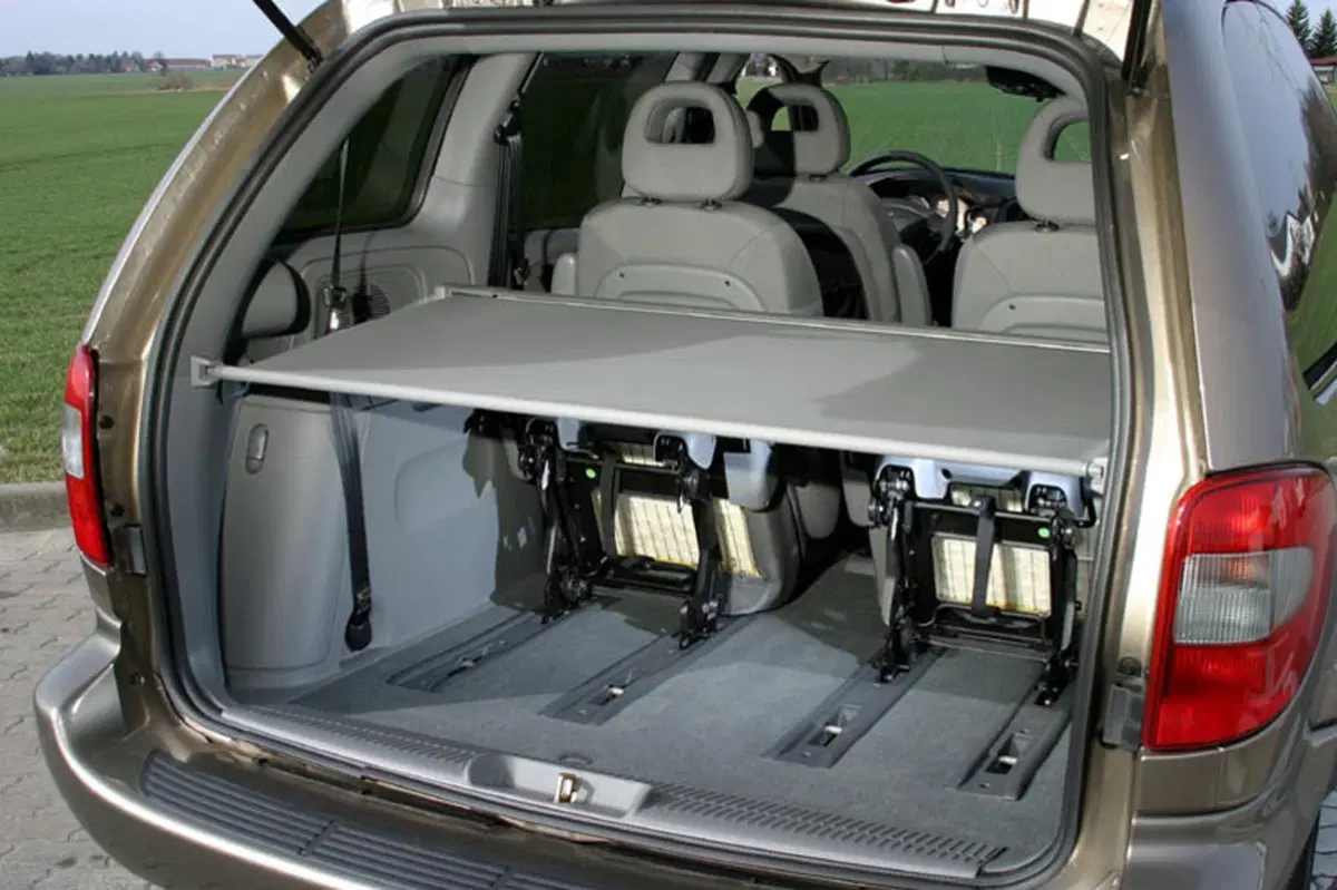 Chrysler Voyager (2001-09) (5)