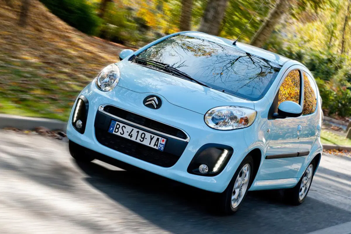 Citroen C1 1.0 3 porte CMP DeeJay (3)