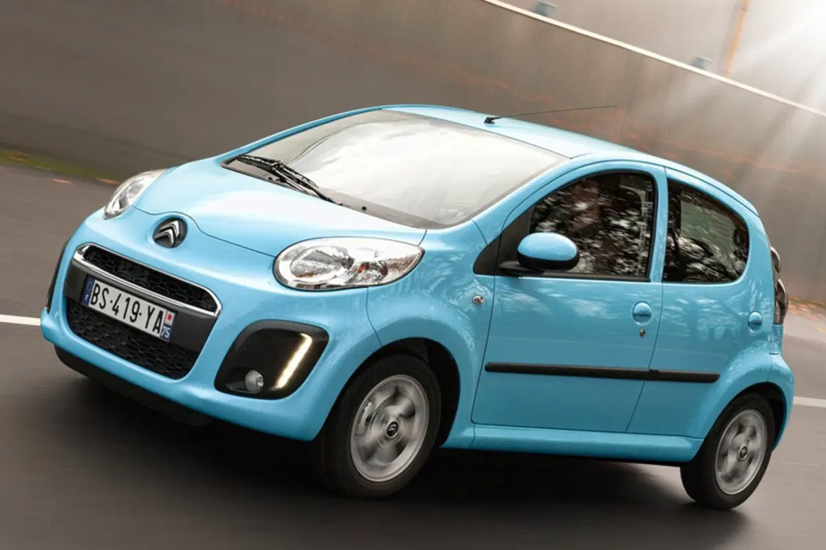 Citroen C1 1.0 3 porte CMP DeeJay (5)