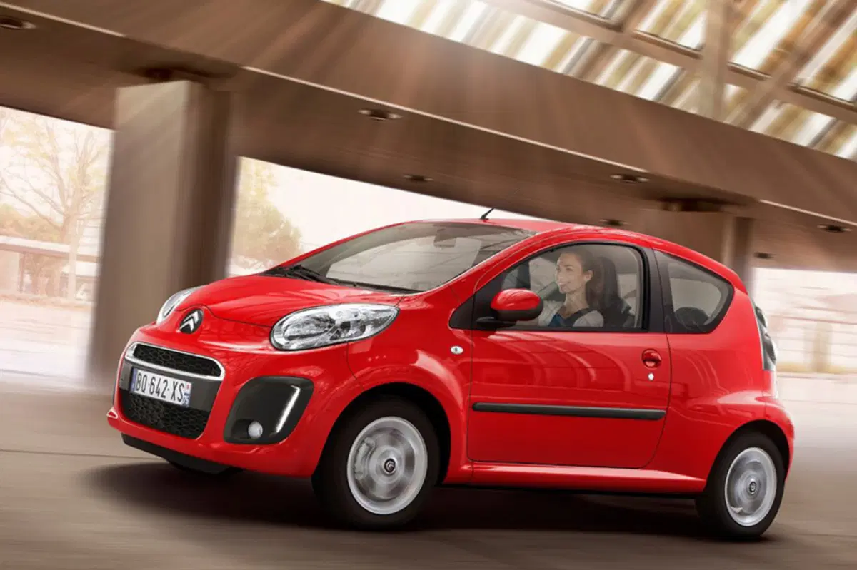 Citroen C1 1.0 3 porte CMP DeeJay (7)