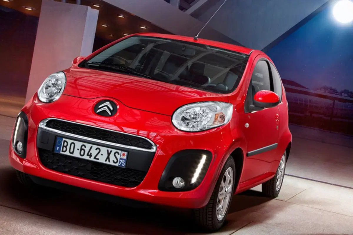 Citroen C1 1.0 3 porte CMP DeeJay (9)
