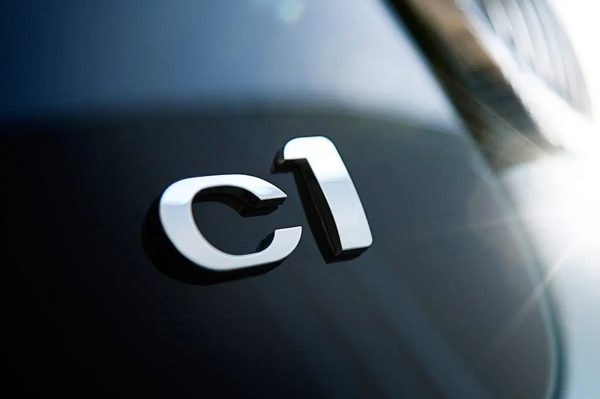 Citroen C1 1.0 3 porte CMP DeeJay (17)