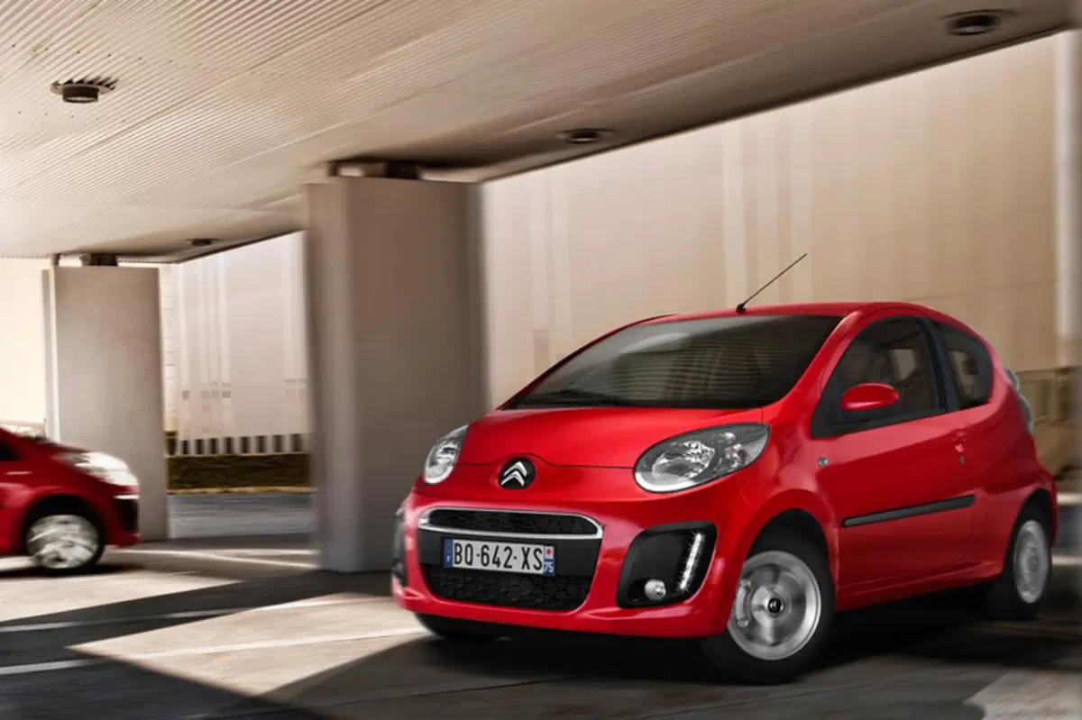 Citroen C1 1.0 3 porte CMP DeeJay (20)