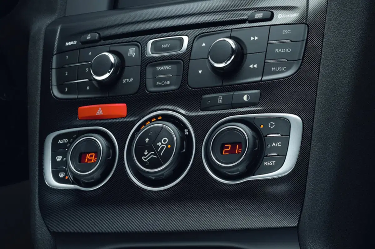 Citroen C4 (2010-18) (5)