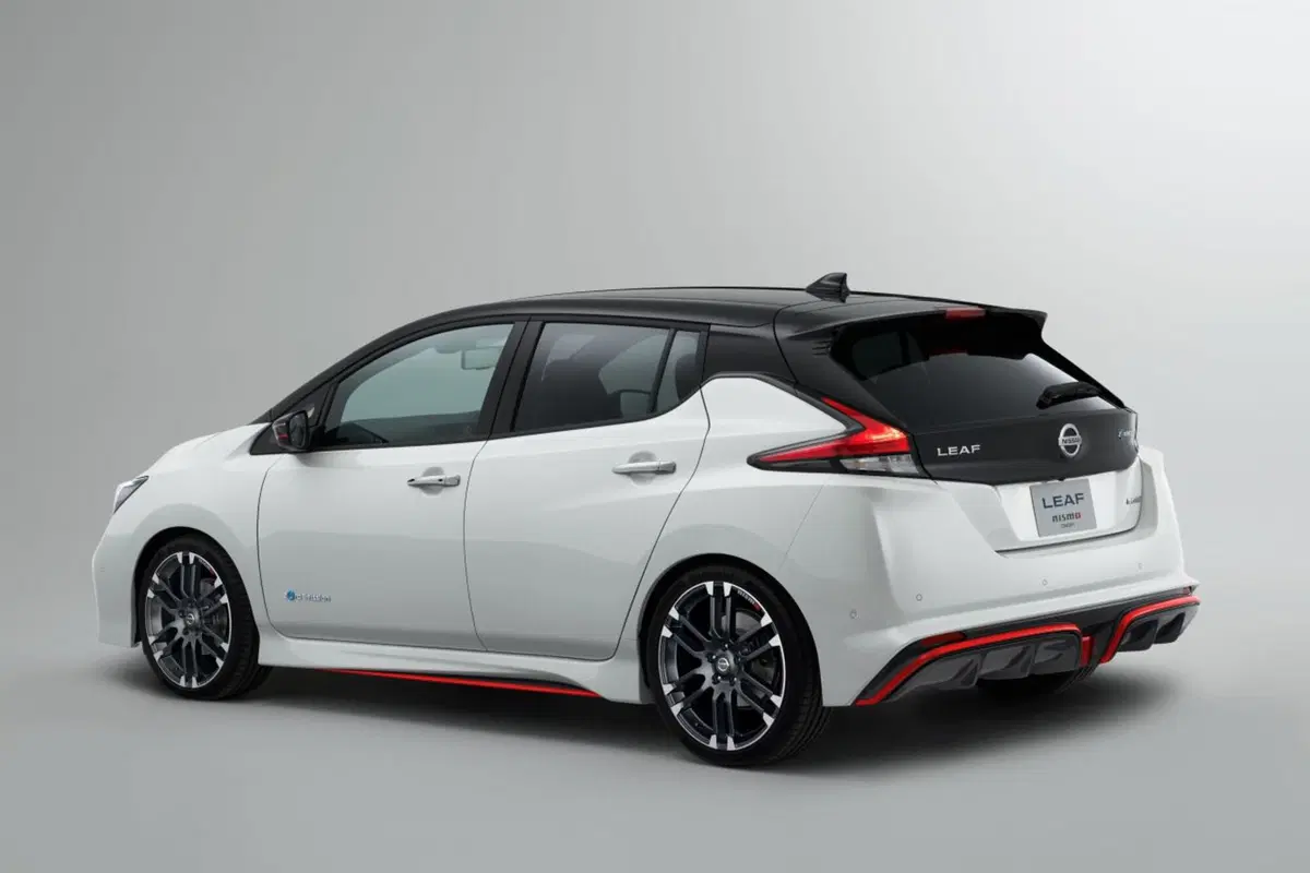 Nissan Leaf Nismo Concept, debutto al Salone di Tokyo 2017 (11)