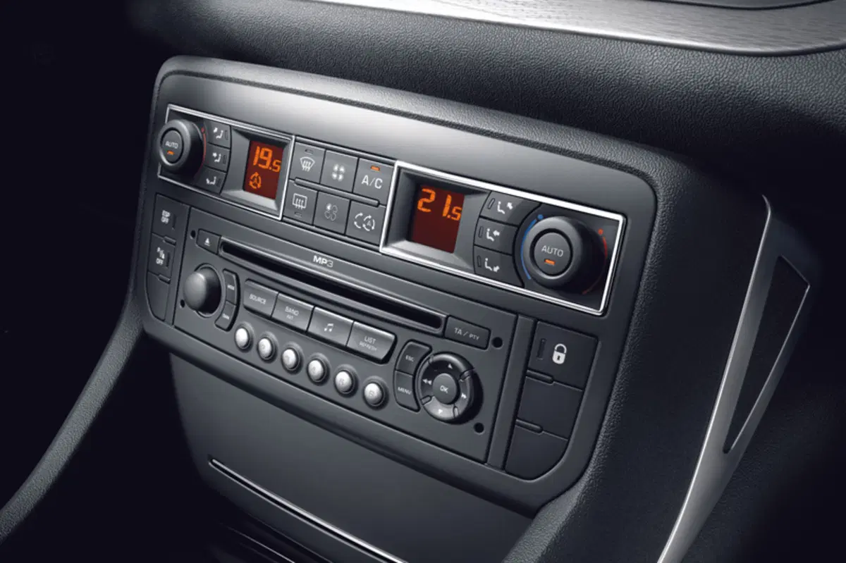Citroen C5 (2008-18) (17)