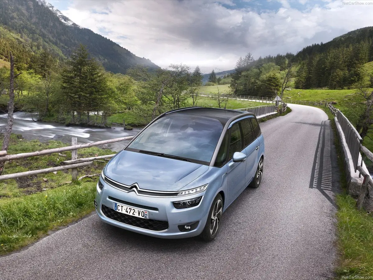 Citroen Grand C4 Picasso BlueHDi 120 S&S EAT6 Business (6)