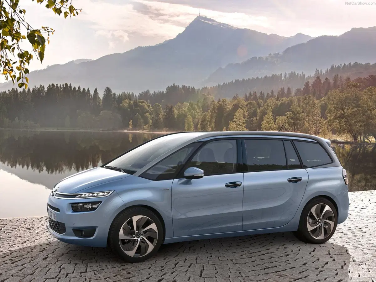 Citroen Grand C4 Picasso BlueHDi 120 S&S EAT6 Business (9)