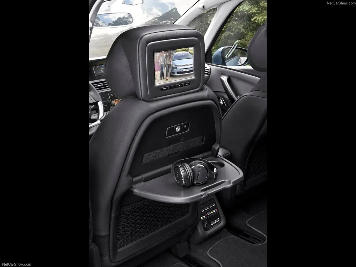 Citroen Grand C4 Picasso BlueHDi 120 S&S EAT6 Business (16)