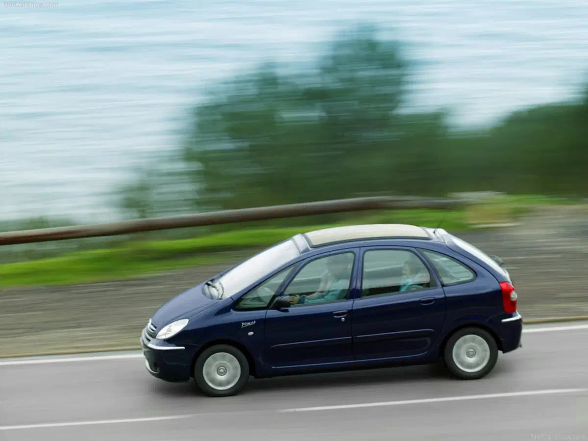 Citroen Xsara Picasso (1999-10) (11)