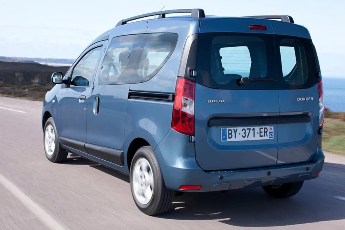 Dacia Dokker 1.6 8V 100CV Start&Stop Serie Speciale Lauréate Family N1 (4)