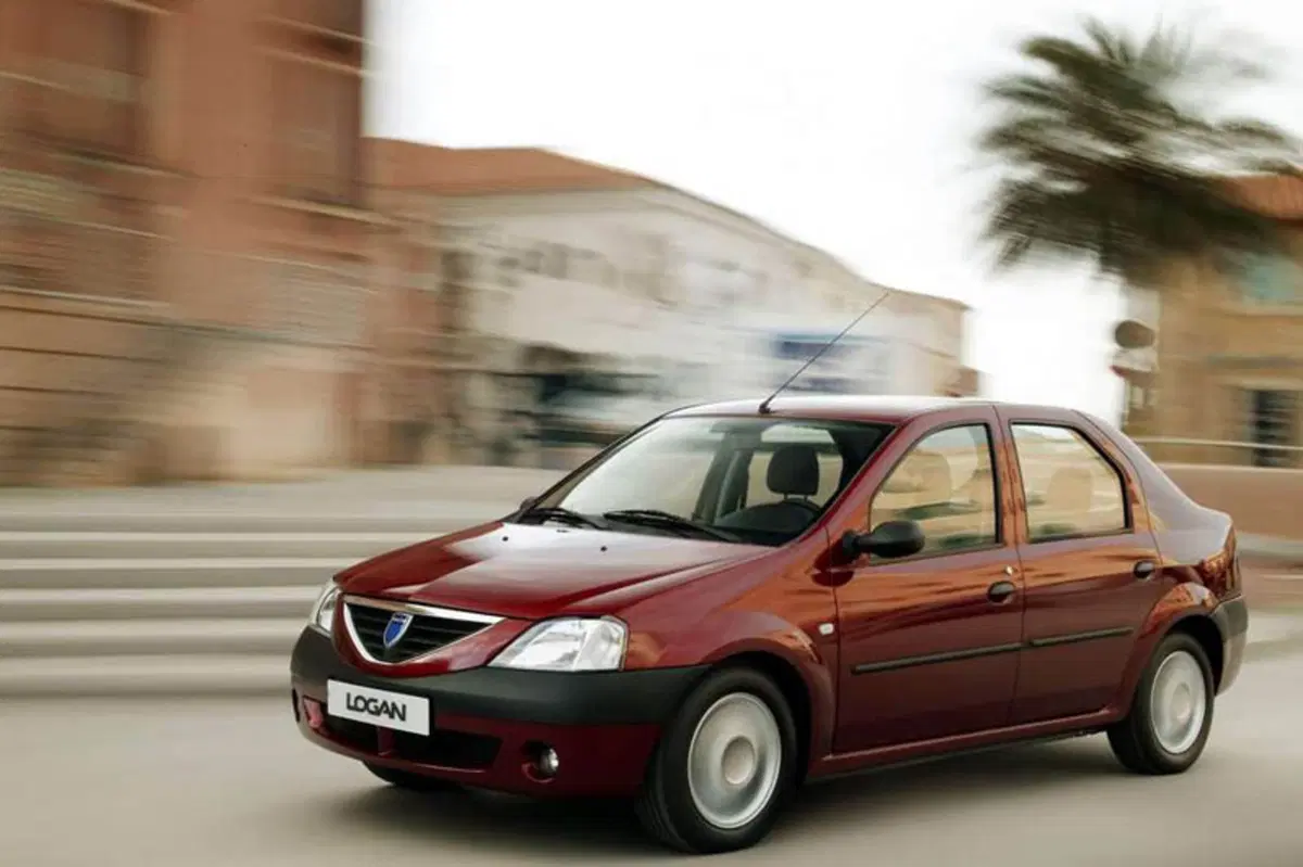 Dacia Logan (2005-08) (2)