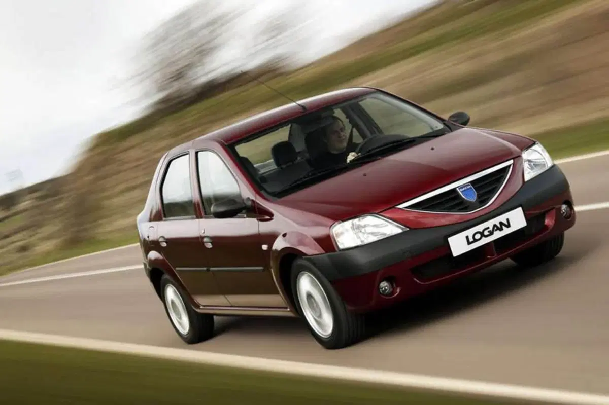 Dacia Logan (2005-08) (4)