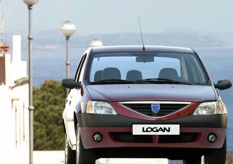 Dacia Logan (2005-08) (5)